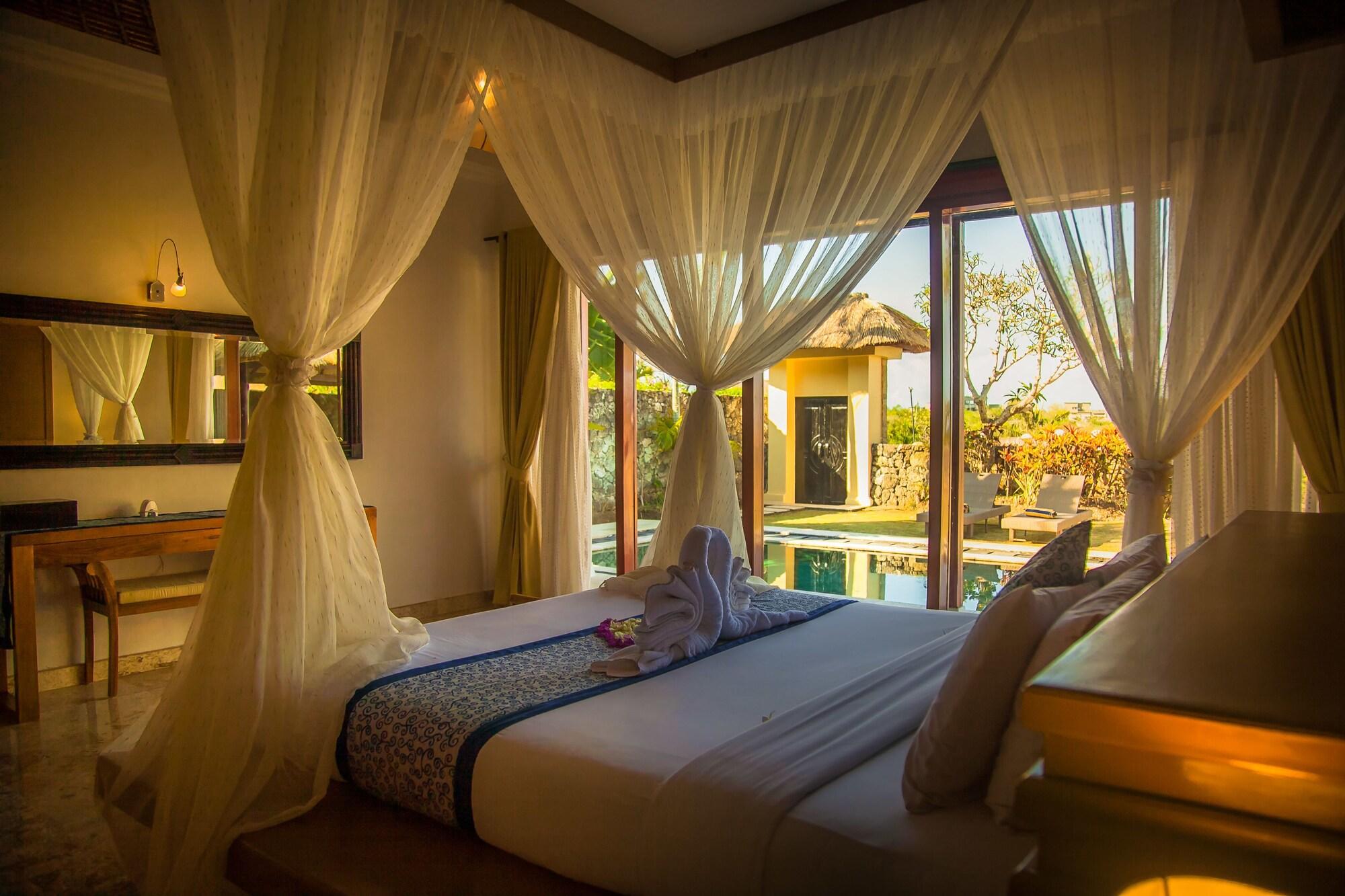 Royal Pool Villa Bali Nusa Dua  Esterno foto